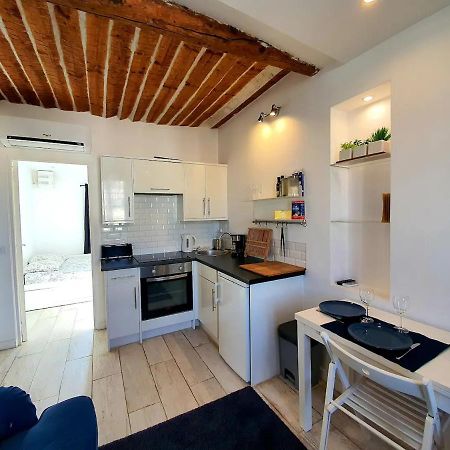 Freshly Tastefully Renovated Apartments In Heart Of Old Antibes Ngoại thất bức ảnh