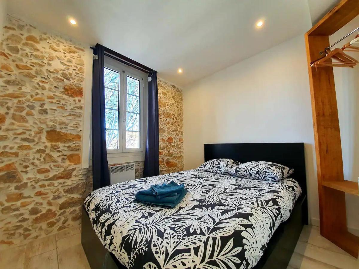 Freshly Tastefully Renovated Apartments In Heart Of Old Antibes Ngoại thất bức ảnh