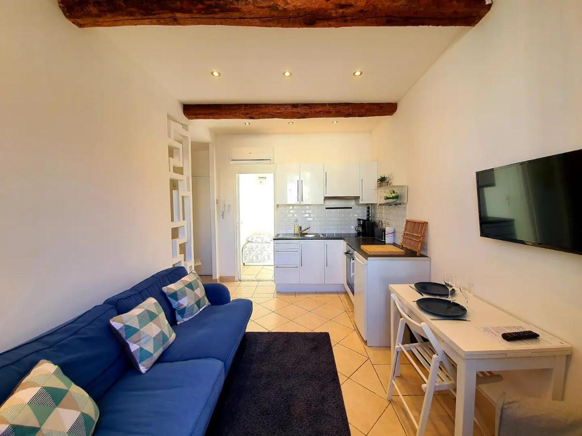 Freshly Tastefully Renovated Apartments In Heart Of Old Antibes Ngoại thất bức ảnh