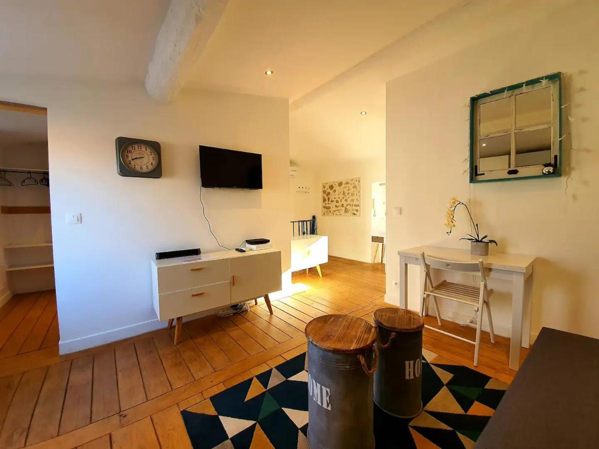 Freshly Tastefully Renovated Apartments In Heart Of Old Antibes Ngoại thất bức ảnh