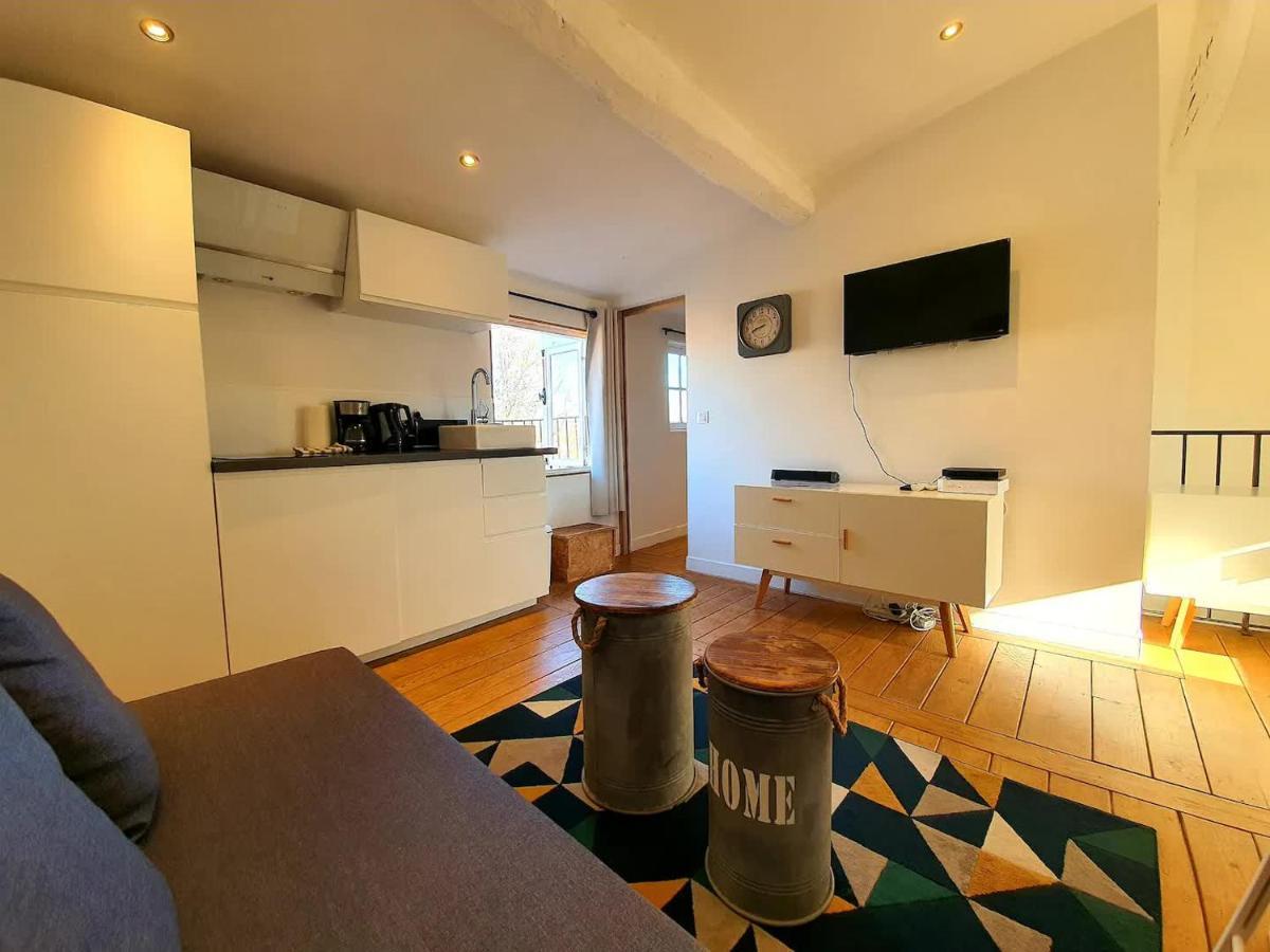 Freshly Tastefully Renovated Apartments In Heart Of Old Antibes Ngoại thất bức ảnh
