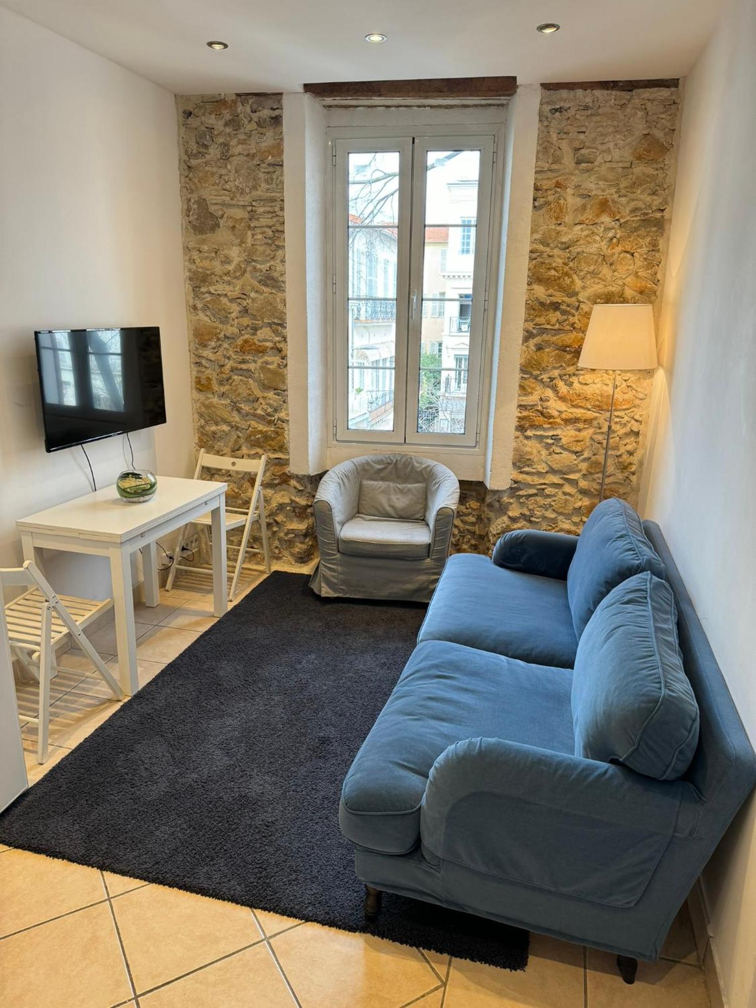 Freshly Tastefully Renovated Apartments In Heart Of Old Antibes Ngoại thất bức ảnh