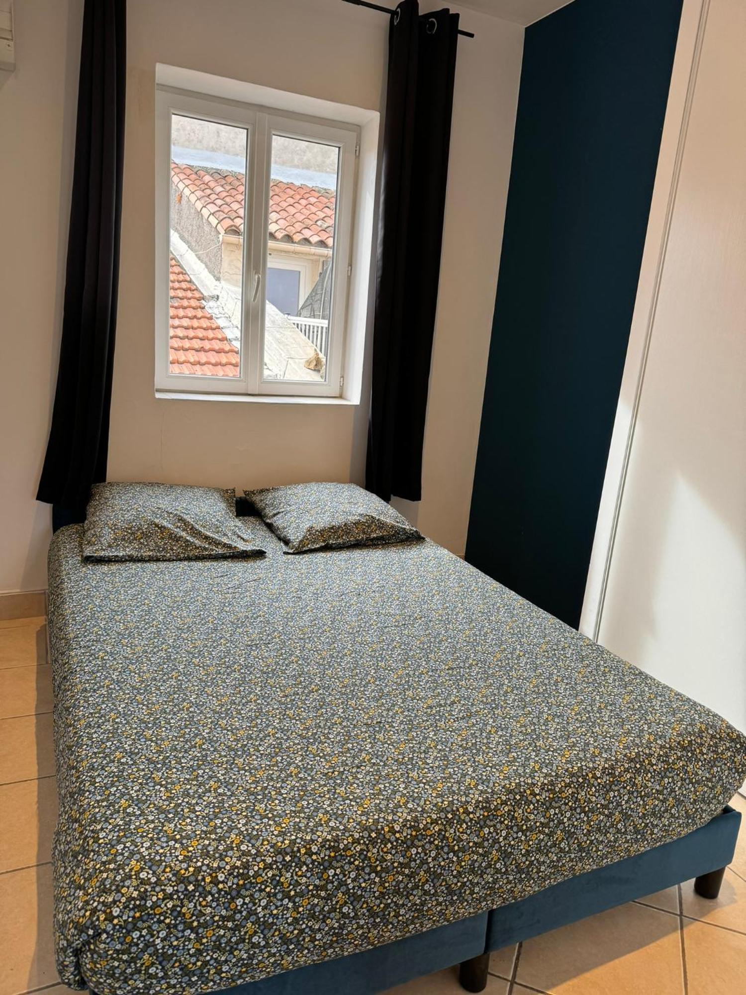 Freshly Tastefully Renovated Apartments In Heart Of Old Antibes Ngoại thất bức ảnh